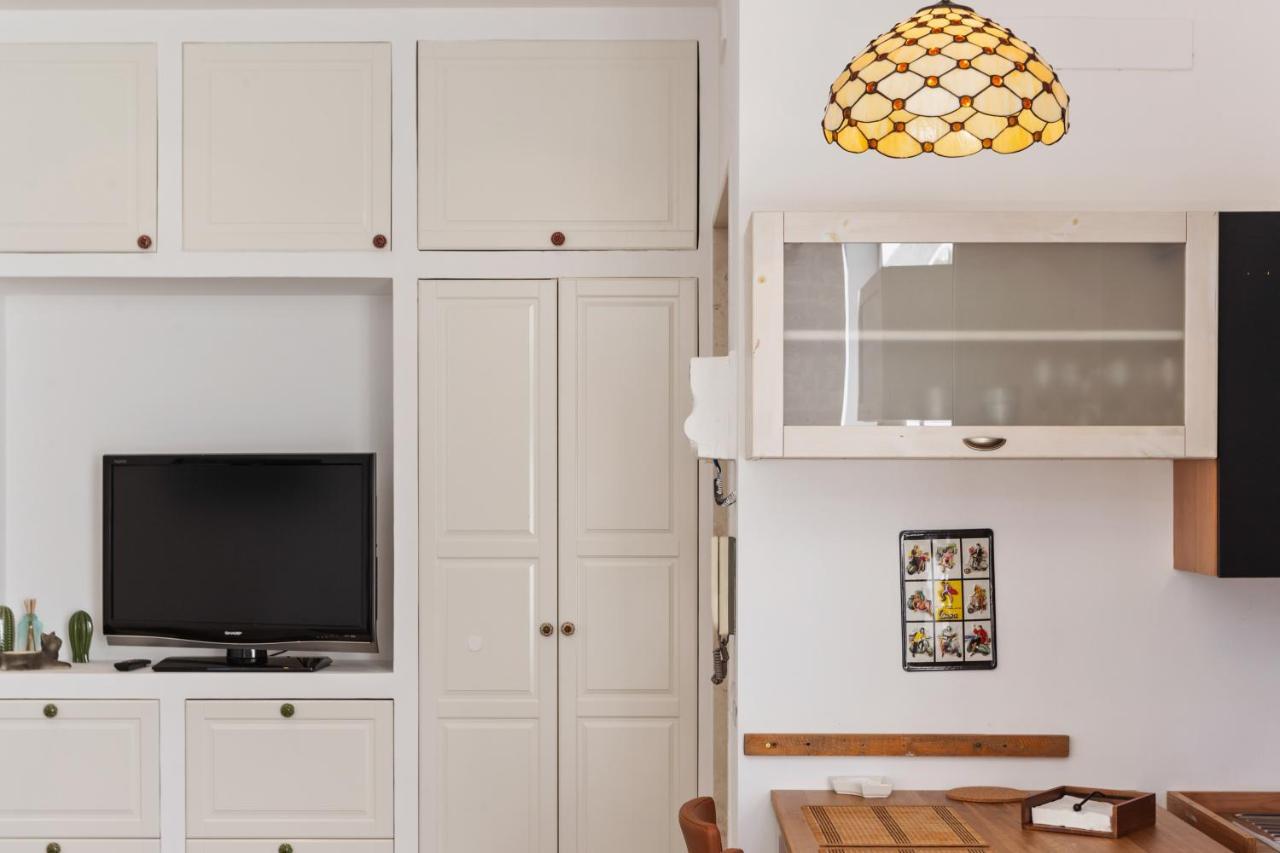 Madonella Apartment Con Terrazzo Bari Eksteriør billede
